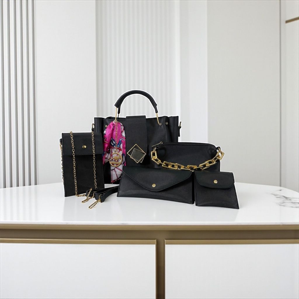 NEW 5 PIECE BAG